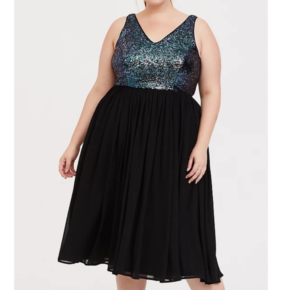 torrid Dresses & Skirts - Torrid Sequin Skater dress